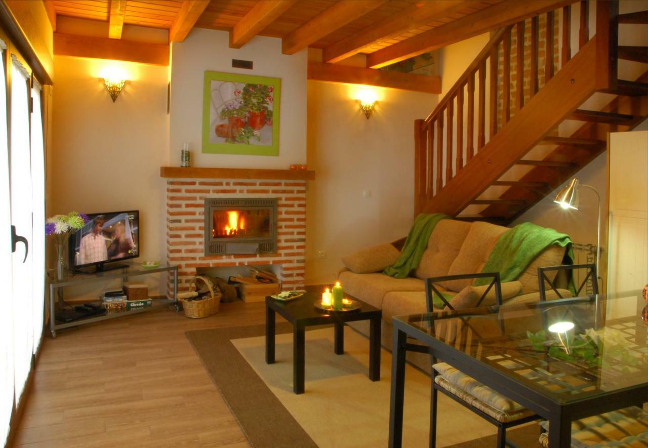 La Casita De Adanero Appartement Buitenkant foto
